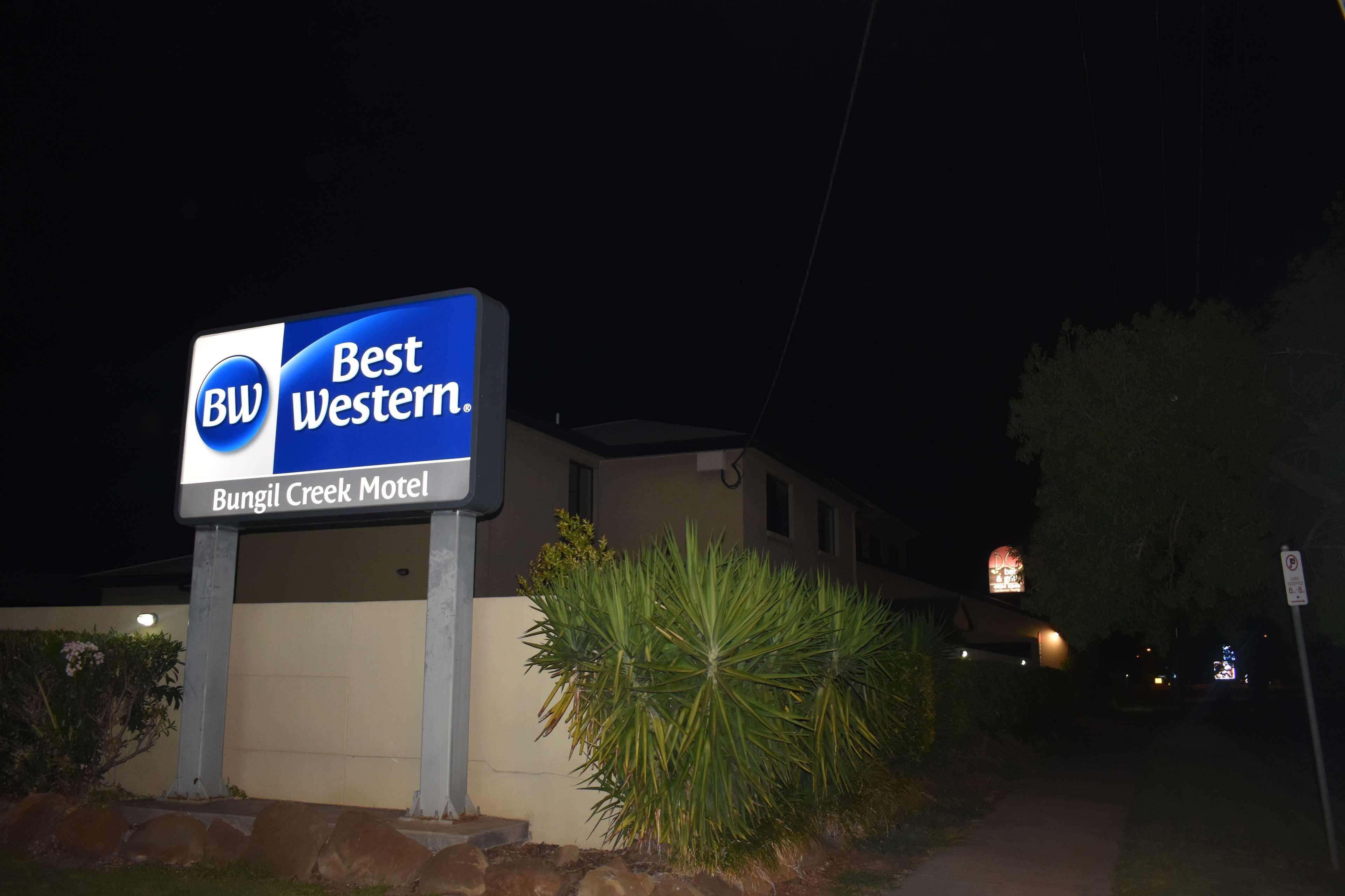 Best Western Bungil Creek Motel Рома Экстерьер фото