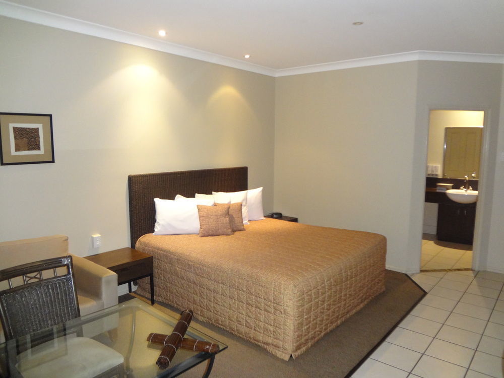Best Western Bungil Creek Motel Рома Экстерьер фото
