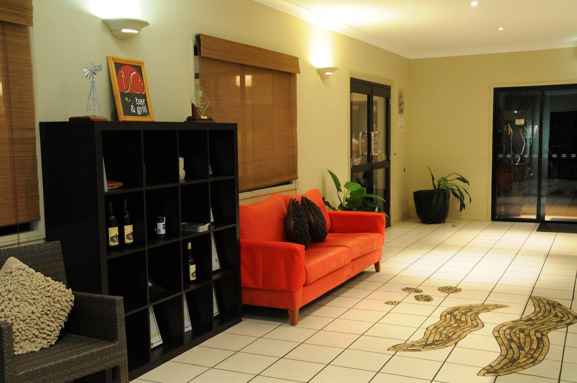 Best Western Bungil Creek Motel Рома Экстерьер фото